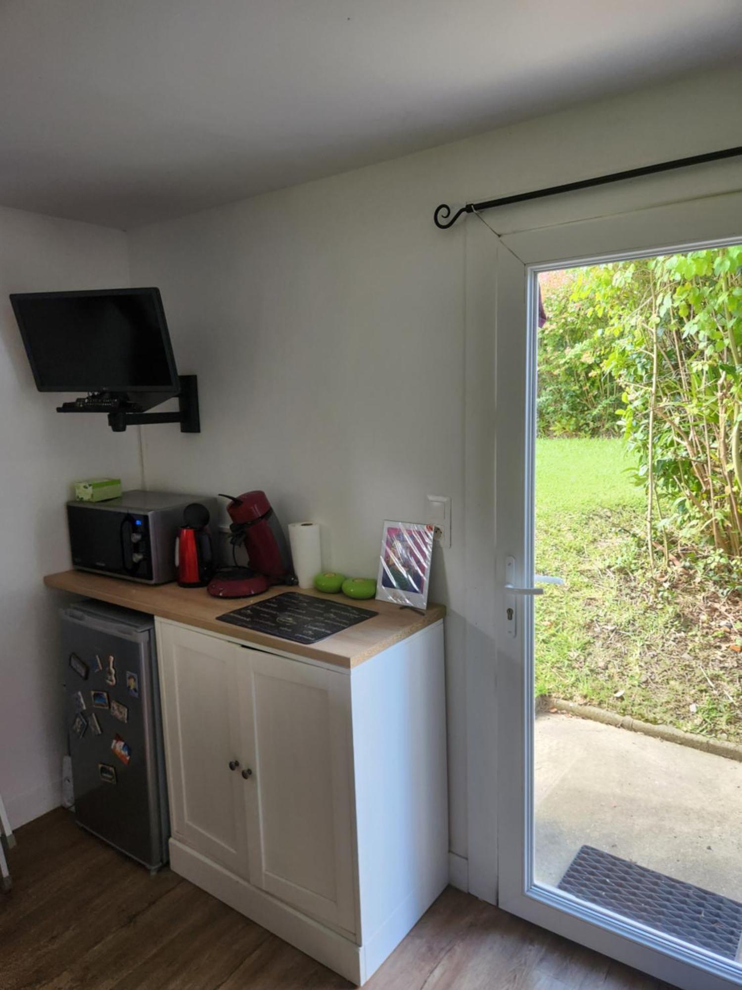 Studio Sur Les Fleuristes Cambo-les-Bains Bagian luar foto